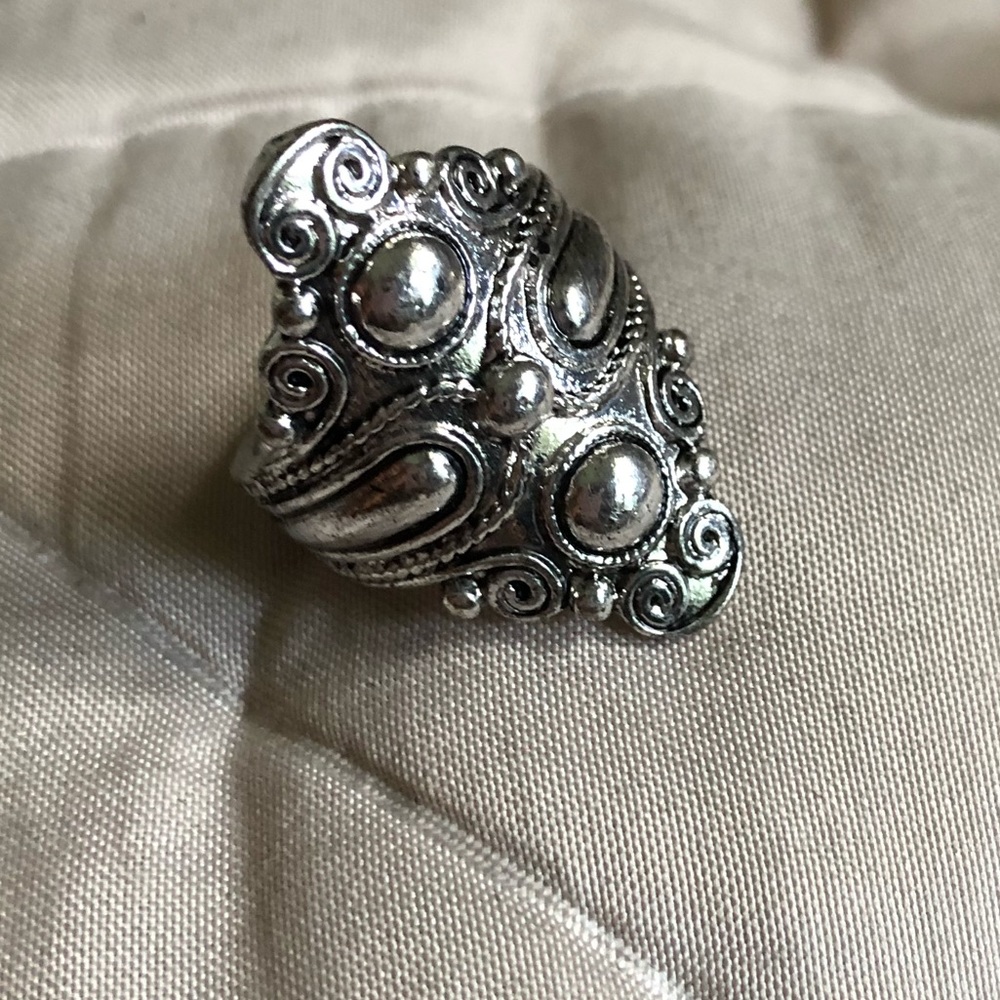 Solid Vintage Ring